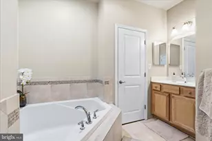 7021 Country Club Terrace, New Market, MD 21774 - Photo 18