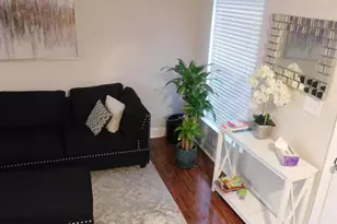 567 Lancaster Pl, Frederick, MD 21703 - Photo 2