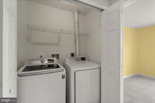 2504 Shelley Cir, Frederick, MD 21702 - Photo 10