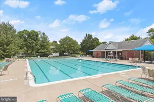 2504 Shelley Cir, Frederick, MD 21702 - Photo 12