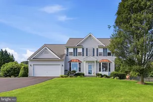 10231 Royal St Andrews Pl, Ijamsville, MD 21754 - Photo 2