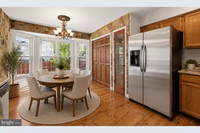 879 Waterford Drive, Frederick, MD 21702 - Photo 6
