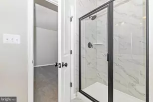 306 E Baughmans Ln, Frederick, MD 21702 - Photo 10