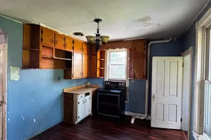 108 S Jefferson St, Middletown, MD 21769 - Photo 2