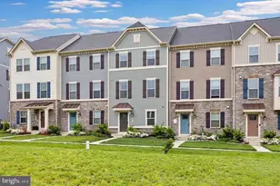 6070 Fallfish Ct, New Market, MD 21774 - Photo 2