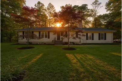 10820 Gambrill Park Road, Frederick, MD 21702 - Photo 2