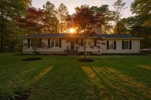 10820 Gambrill Park Rd, Frederick, MD 21702 - Photo 2