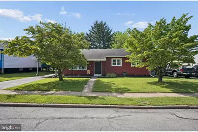 902 Young Place, Frederick, MD 21702 - Photo 2