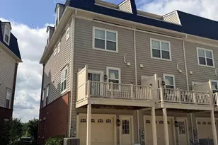 615 7th Street E, Frederick, MD 21701 - Photo 2