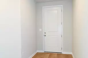 402 Matlock Ln, Frederick, MD 21701 - Photo 10