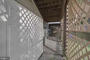 900 Turning Point Ct, Frederick, MD 21701 - Photo 38
