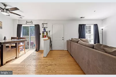 125 Heathfield Drive, Frederick, MD 21702 - Photo 2