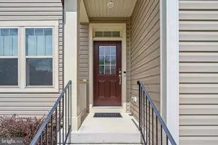 1701 Evansberry Dr, Frederick, MD 21701 - Photo 2