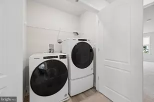 1701 Evansberry Dr, Frederick, MD 21701 - Photo 36
