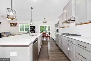 5613 Zoe Ln, Frederick, MD 21704 - Photo 10