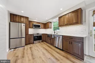 1572 Carey Pl, Frederick, MD 21701 - Photo 10