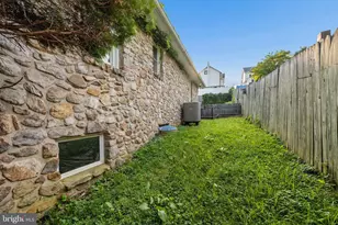 903 E C Street E, Brunswick, MD 21716 - Photo 46