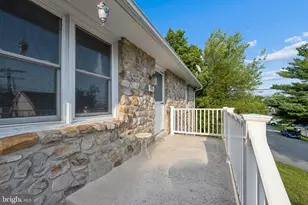 903 E C Street E, Brunswick, MD 21716 - Photo 2