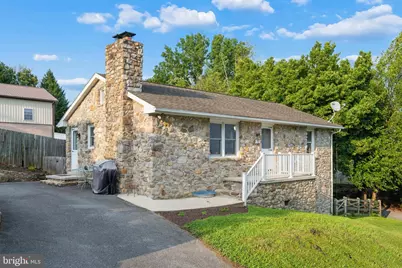 903 E C Street E, Brunswick, MD 21716 - Photo 1