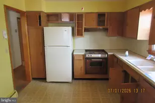 326 N Church St, Thurmont, MD 21788 - Photo 6