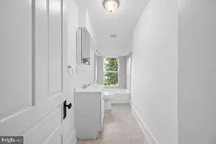 227 W South St, Frederick, MD 21701 - Photo 6