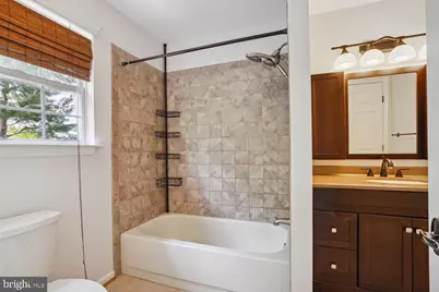 9205 Ridgefield Circle, Frederick, MD 21701 - Photo 10
