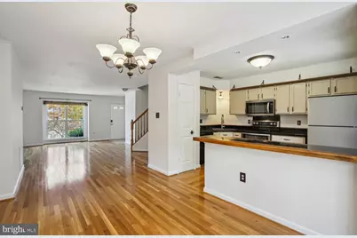 9205 Ridgefield Circle, Frederick, MD 21701 - Photo 4