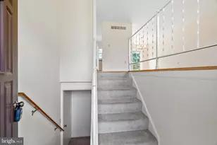 10225 Allview Dr, Frederick, MD 21701 - Photo 2