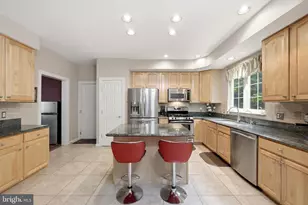 11203 Yardley Ct, Ijamsville, MD 21754 - Photo 2