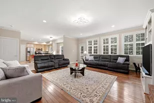 11203 Yardley Ct, Ijamsville, MD 21754 - Photo 10