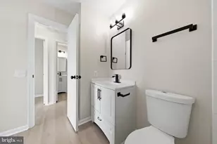 1403 Key Pkwy, Frederick, MD 21702 - Photo 30