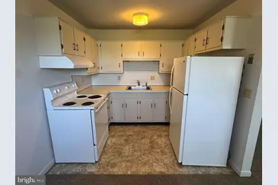 3876 Shadywood Drive #8, Jefferson, MD 21755 - Photo 6