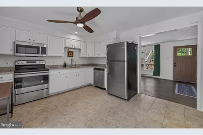 28 E E Street, Brunswick, MD 21716 - Photo 10