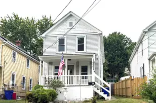 213 W B St, Brunswick, MD 21716 - Photo 2