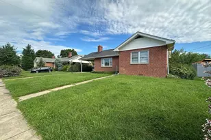 405 Delaware Rd, Frederick, MD 21701 - Photo 14
