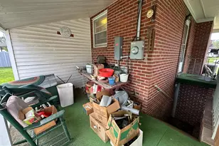 405 Delaware Rd, Frederick, MD 21701 - Photo 10