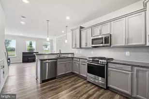 4922 MacDonough Pl, Frederick, MD 21703 - Photo 6