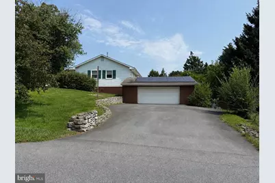 5601 Calvert Drive, Frederick, MD 21703 - Photo 2