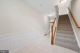 6384 Meandering Woods Ct, Frederick, MD 21701 - Photo 4