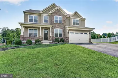 6805 Hawes Court, Frederick, MD 21702 - Photo 2