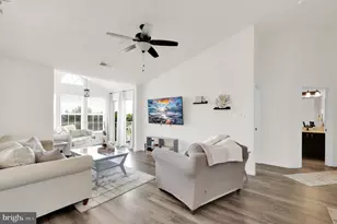 5600 Avonshire Pl, Frederick, MD 21703 - Photo 2