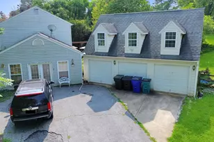 2249 Regina Dr, Clarksburg, MD 20871 - Photo 2