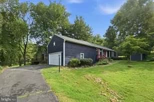 10706 S Glade Ct S, New Market, MD 21774 - Photo 2