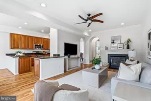 3035 Arbor Square Dr, Frederick, MD 21701 - Photo 6