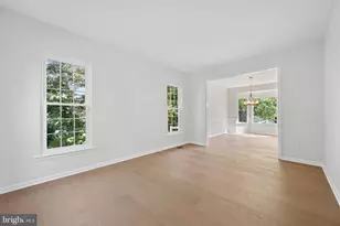 1016 Dulaney Mill Dr, Frederick, MD 21702 - Photo 4