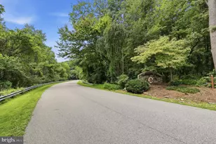 5510 Jackson Ct, Frederick, MD 21702 - Photo 2