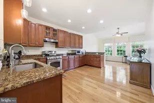 10545 Edwardian Ln, New Market, MD 21774 - Photo 2
