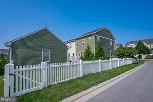 1290 Village Green Way, Brunswick, MD 21716 - Photo 4