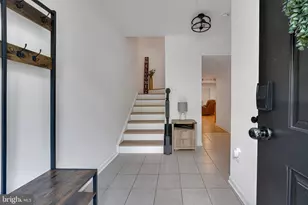 6011 Newport Ln, Frederick, MD 21701 - Photo 2