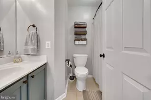 6011 Newport Ln, Frederick, MD 21701 - Photo 16